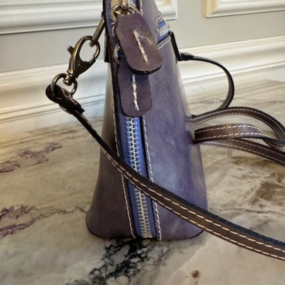 Lavender Purple Pratesi Leather Crossbody EUC. No Flaws. - Picture 3 of 6